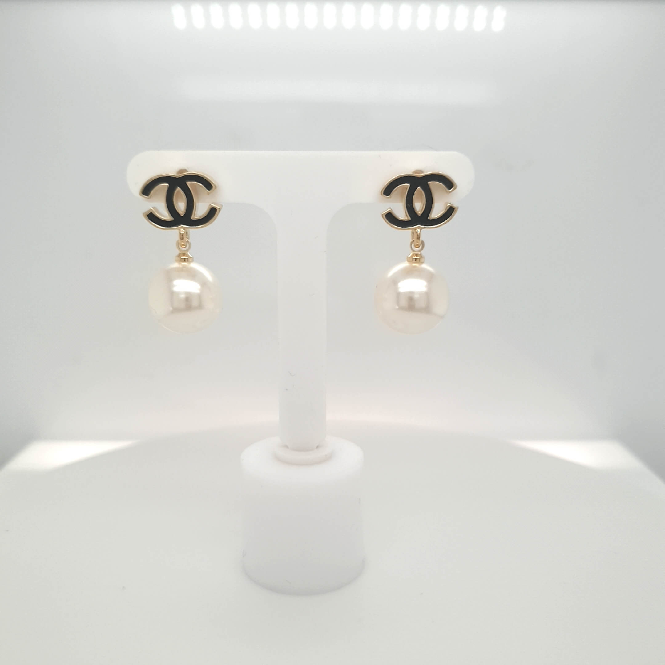 Pearl Gold Plate Drop Earring