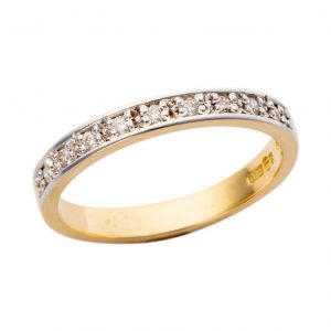 18ct Yellow Gold Diamond Band 004